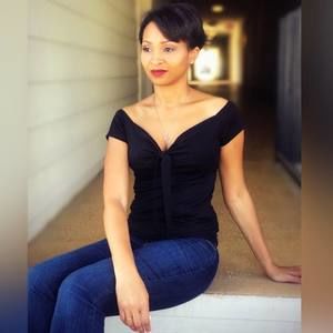 Meet your Posher, Janel